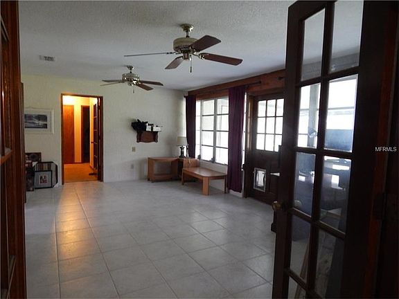 5th image of 1617 Regal Oak Dr