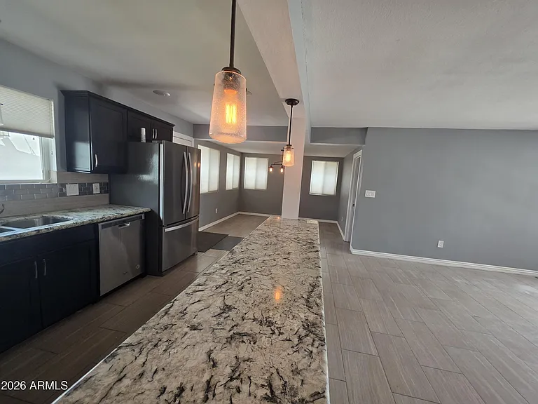 1812 E Whitton Ave — Photo 18