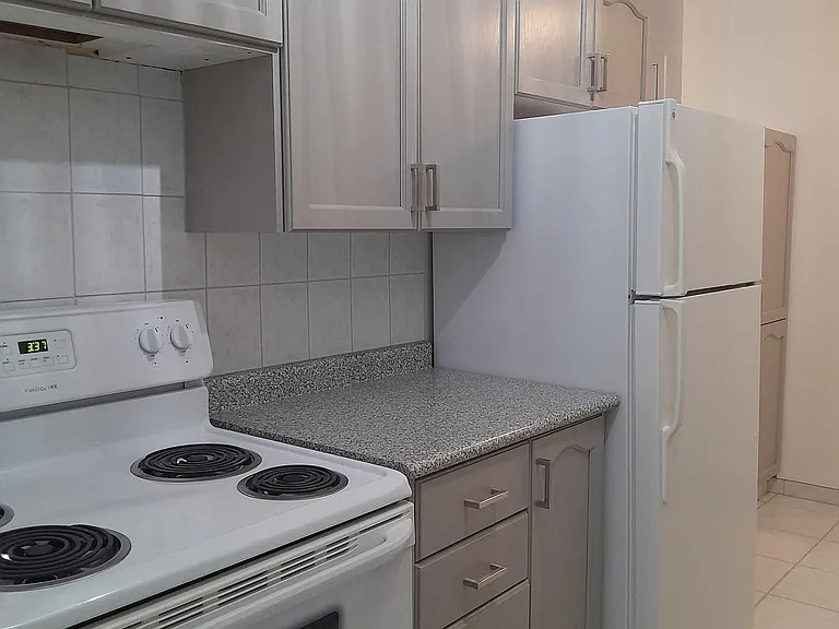 5 Frith Rd #404 — Photo 16