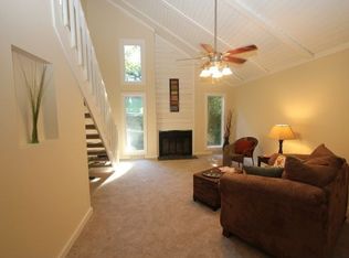 9818 Mosswood Rd, North Chesterfield, VA 23236