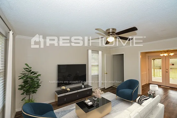 3 bed, 2.0 bath, 1700 sqft, $2,195 — Photo 4
