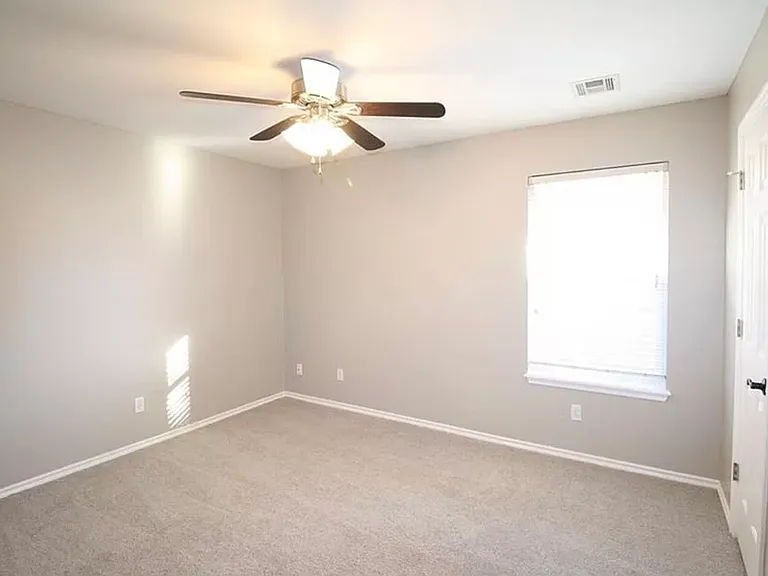2120 Fair Meadow Dr — Photo 17