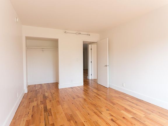 5th image of 6208 Arroyo Glen St