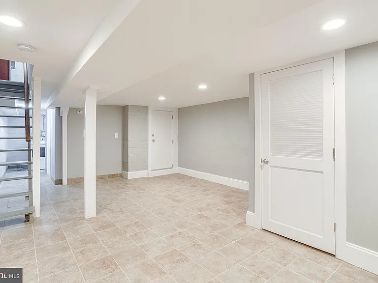 606 Q St NW — Photo 42
