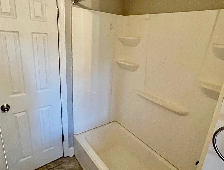 4970 Gardiner Dr — Photo 15