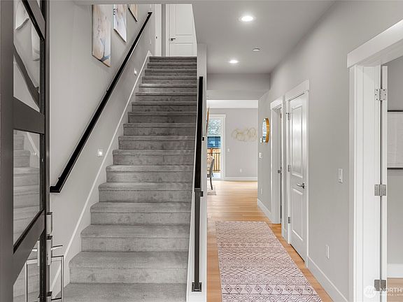 4th image of 18556 Stone Avenue N
