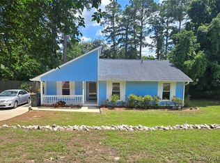 1016 Vesper Ln, Fayetteville, NC 28311