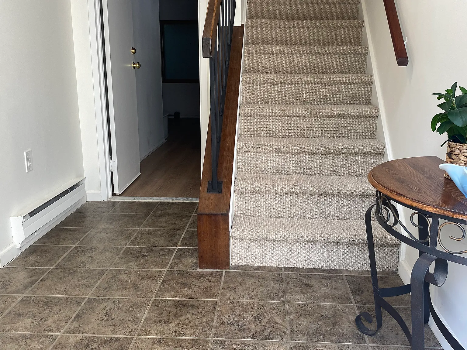 3 bed, 1751 sqft, $2,700 — Photo 4