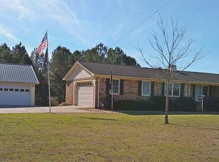 284 Golf Course Rd, Hartwell, GA 30643