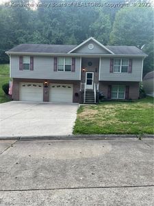 121 Dustins Cv, Eleanor, WV, 25070