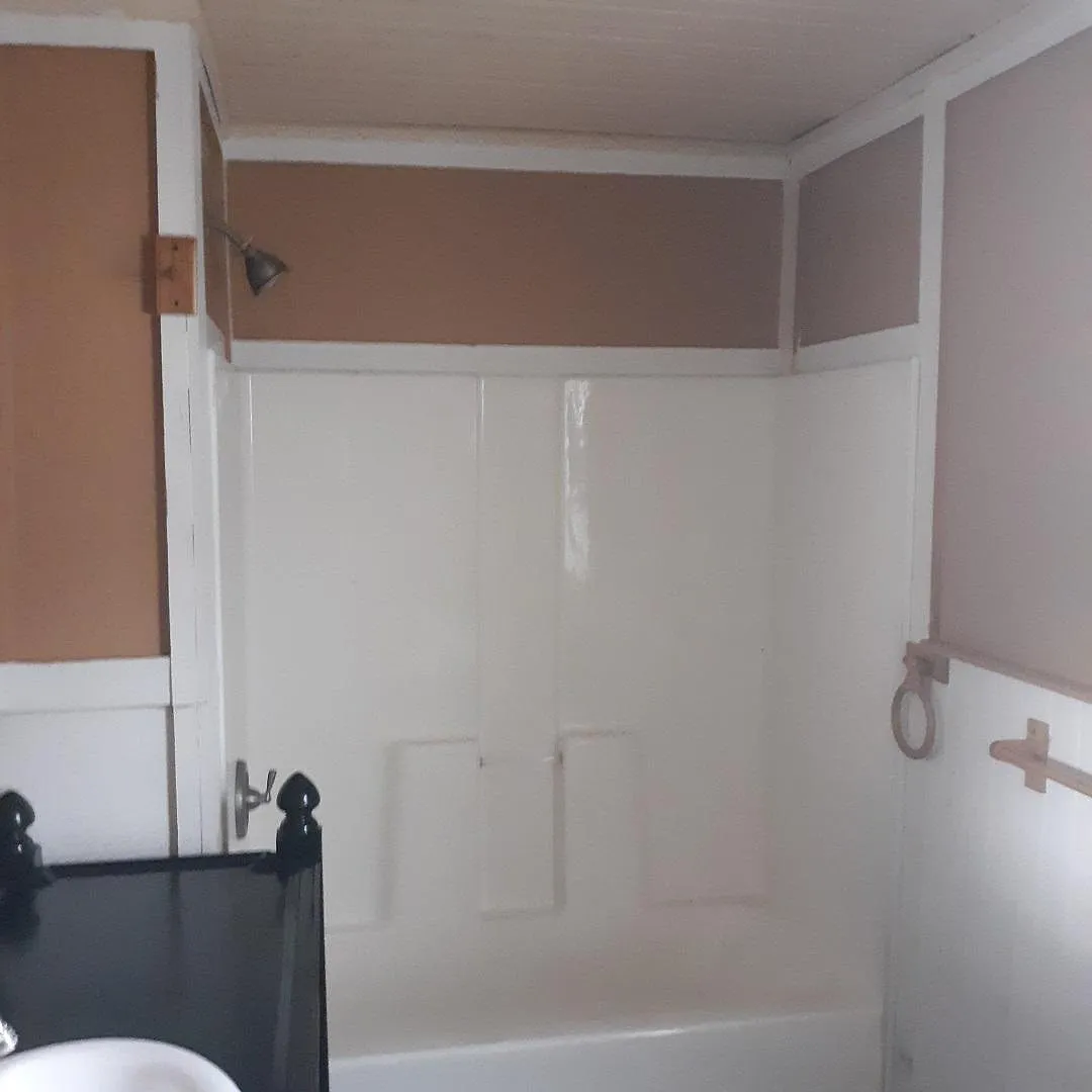 3 bed, 950 sqft, $810 — Photo 3