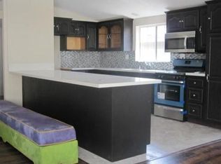 1887 Wright St, Pomona, CA 91766