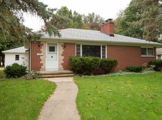 3923 Canterbury Ave, Kalamazoo, MI 49006