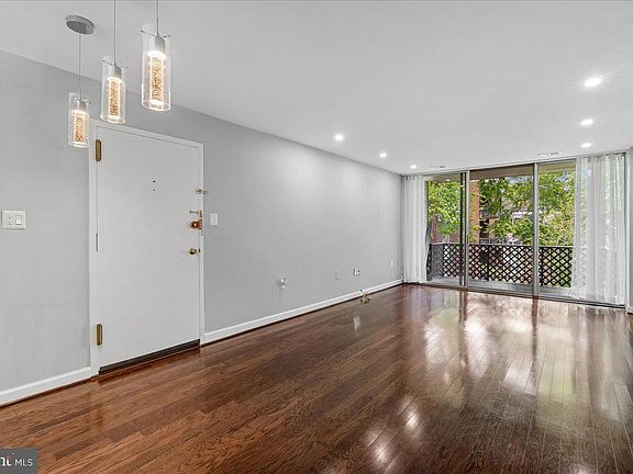 2nd image of 3940 Bel Pre Rd APT 6