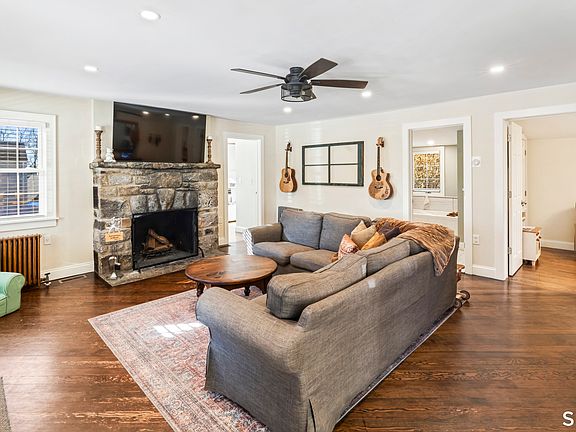 4th image of 5 Hampton Road