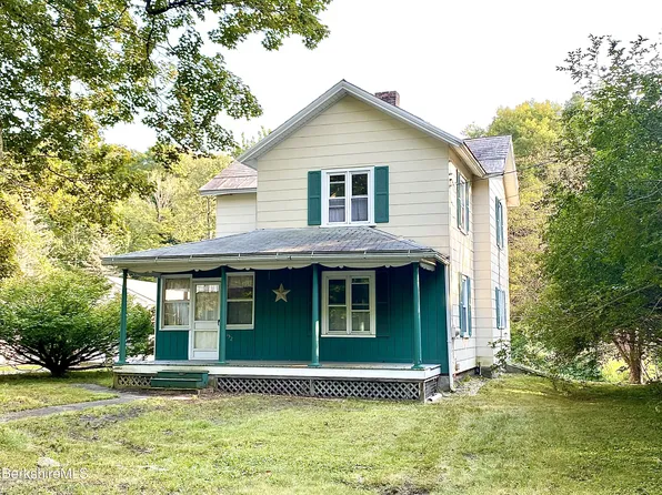 152 South St, Dalton, MA 01226