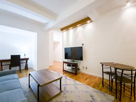 Rented by WAM Partners - William Moses Co. | media 23