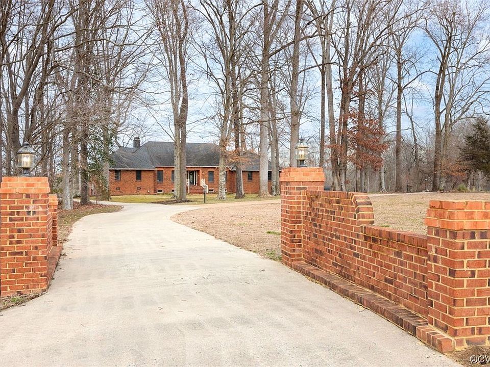 9300 Pamunkey River Farms Dr, Mechanicsville, VA 23111 MLS 2401167