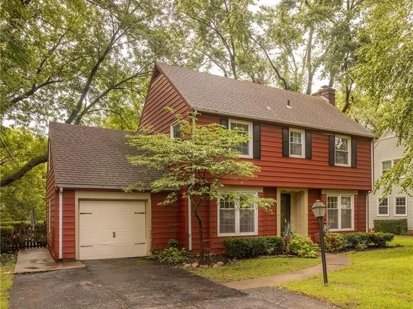 2207 W 79th Ter, Prairie Village, KS 66208