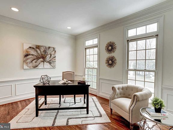 4th image of 1450 Mayhurst Blvd
