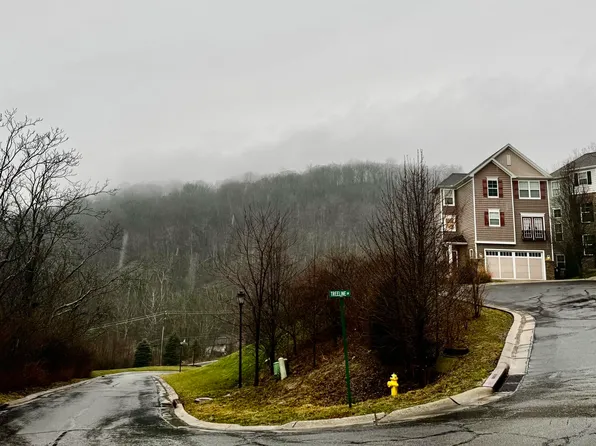 910 Treeline Dr, Covington, KY 41017