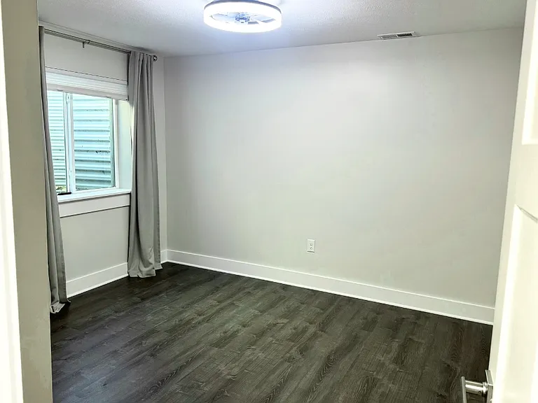 232 Regency Dr — Photo 38