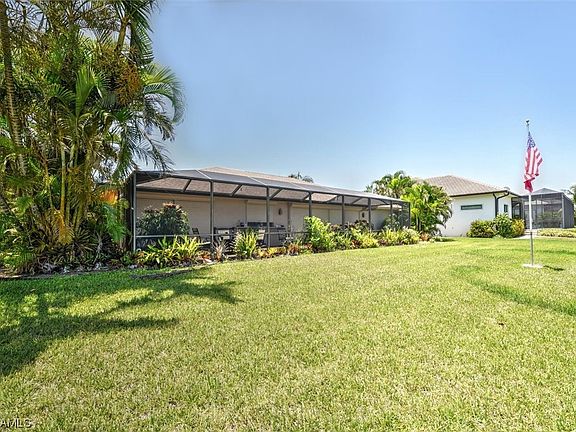 3rd image of 6816 Danah Ct