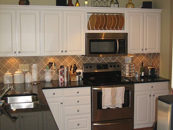 4th image of 7506 Swinford Pl