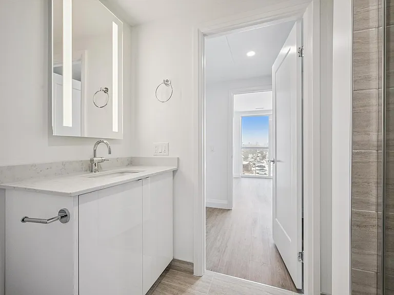 410 Westhaven St — Photo 107
