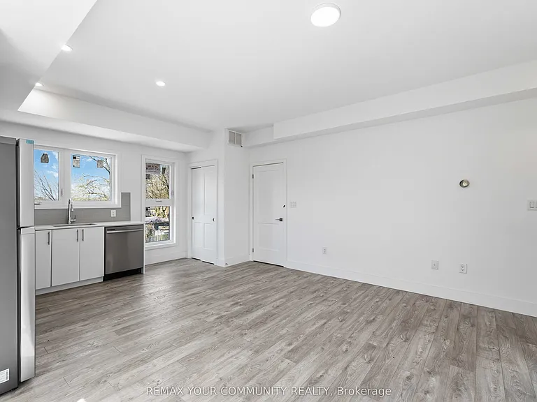 6638 McLeod Rd #315 — Photo 7