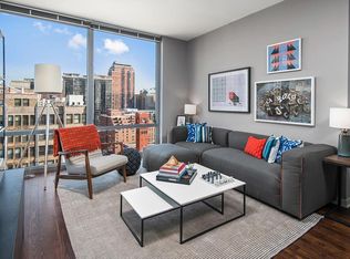 755 S Clark St #1412, Chicago, IL 60605