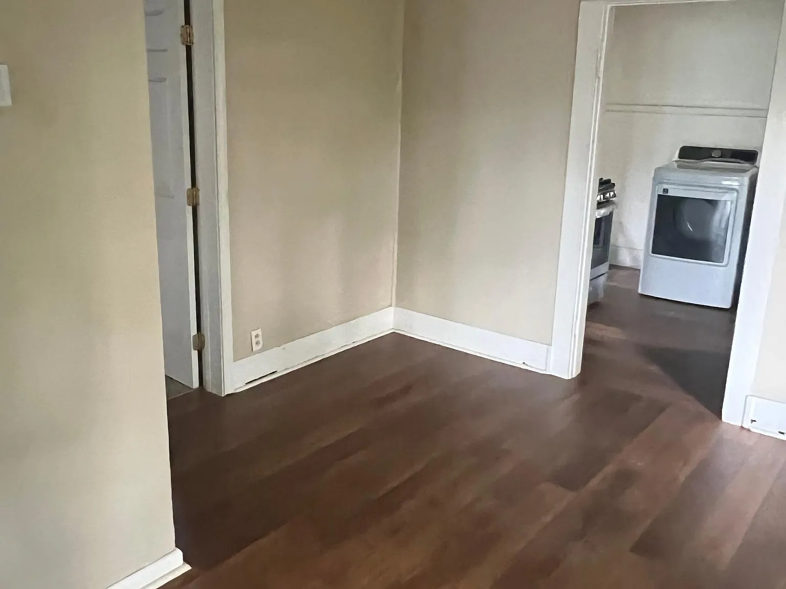 1102 Woodward Ave — Photo 3
