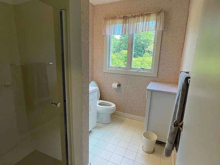 15 Hammersmith Rd #33 — Photo 11