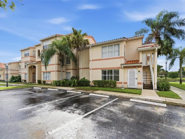 3310 Pinewalk Dr N APT 1817, Pompano Beach, FL 33063