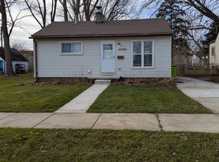 27383 Brettonwoods St, Madison Heights, MI