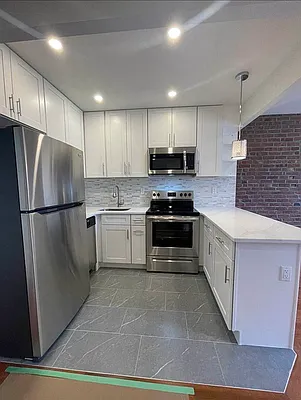 Rented by J Misrahi Realty Corp | media 2