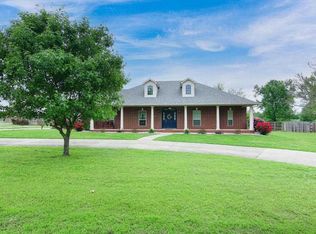 7213 Stonewall Dr, Texarkana, TX 75503