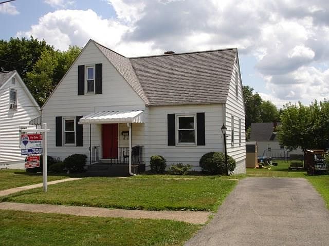 1st image of 227 E Rockenstein Ave