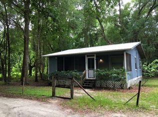 112 Gray Farm Rd, Melrose, FL 32666