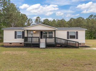 2800 Lobelia Rd, Vass, NC 28394