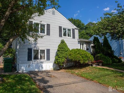 94 Albert Dr, Parlin, NJ, 08859