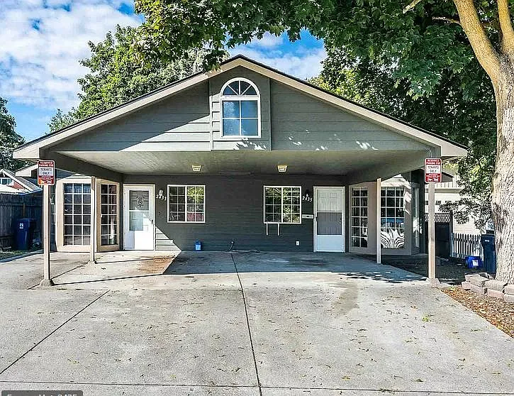 2433 N Pittsburg St — Photo 12