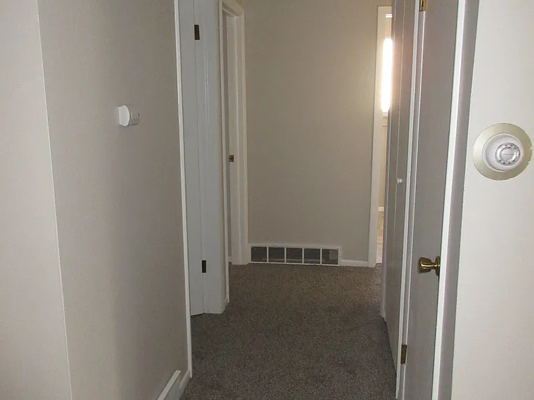 319 Clarksley Rd — Photo 2