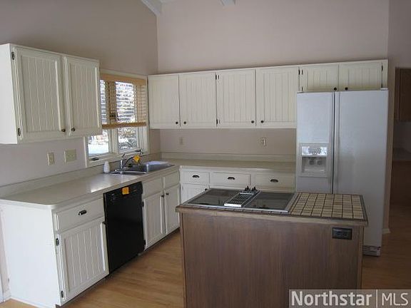 4th image of 8590 Tigua Ln