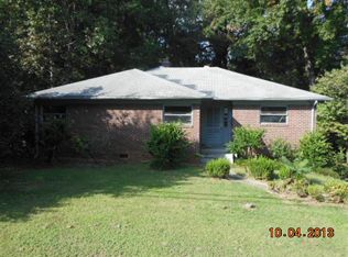 917 E Woodlawn Rd, Charlotte, NC 28209