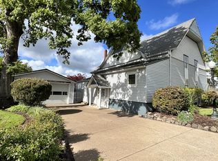 789 W Main St, Carlton, OR 97111