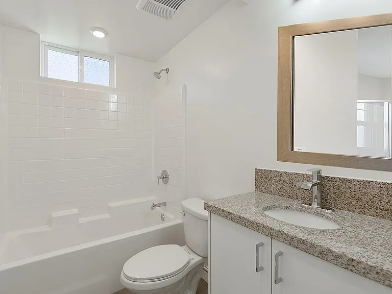 14228 Delano St #0 — Photo 19