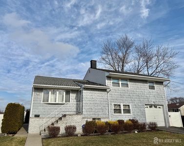 60 Tracy Dr, Fords, NJ, 08863