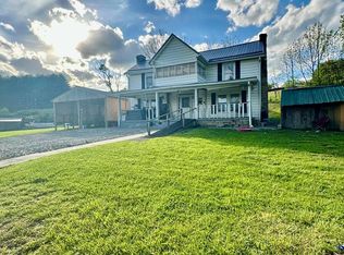 6924 Harper Rd, Surveyor, WV 25932