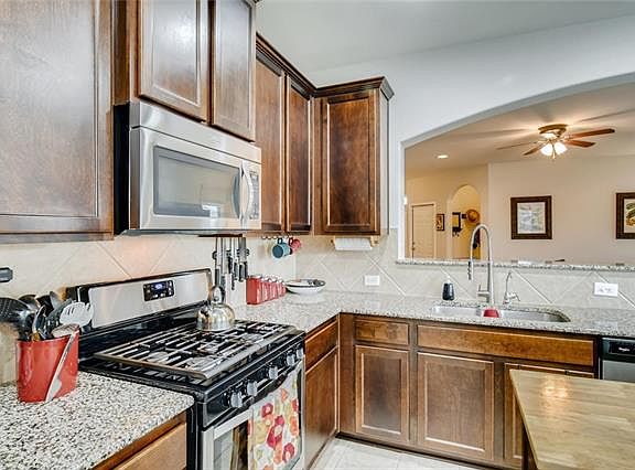 2nd image of 5942 Heron Dr